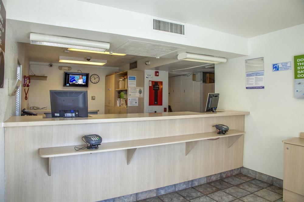Motel 6 Mesa North Zewnętrze zdjęcie