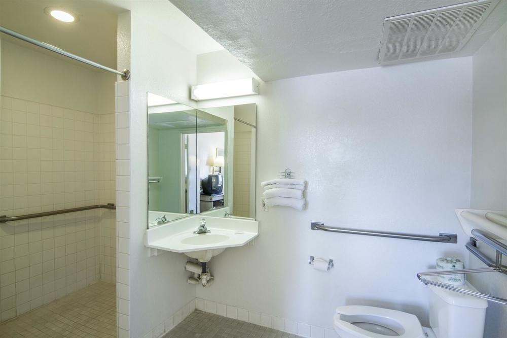 Motel 6 Mesa North Zewnętrze zdjęcie