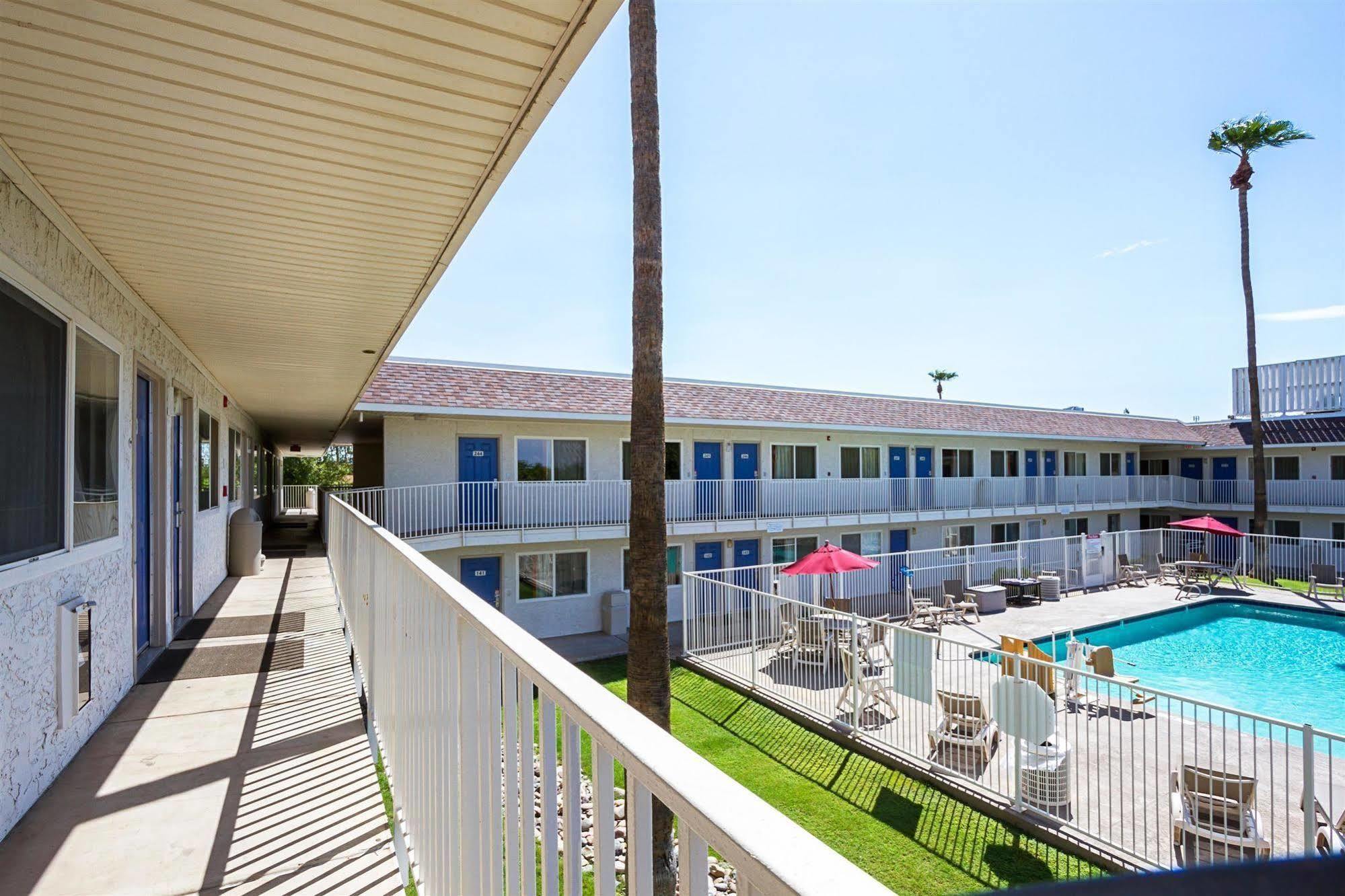 Motel 6 Mesa North Zewnętrze zdjęcie
