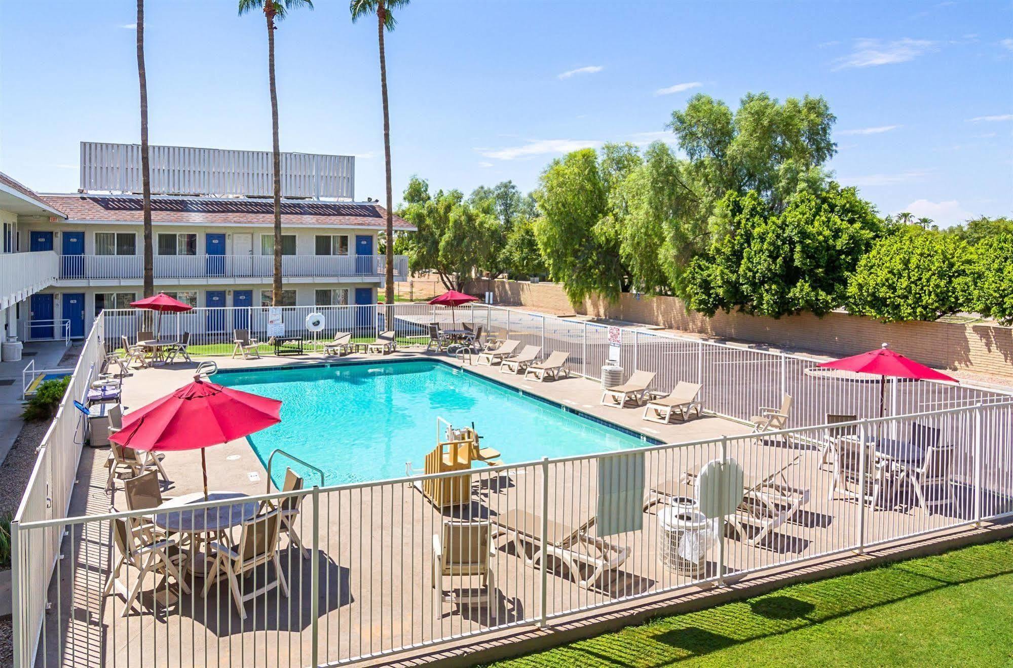 Motel 6 Mesa North Zewnętrze zdjęcie