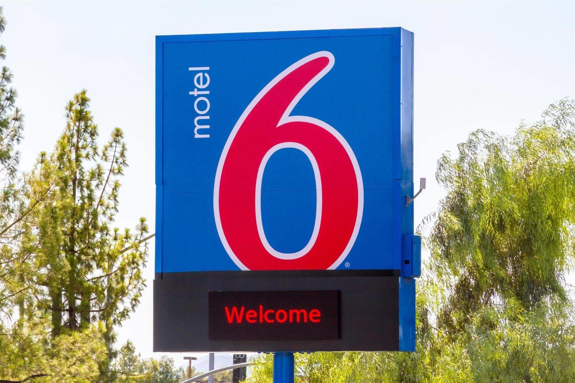 Motel 6 Mesa North Zewnętrze zdjęcie