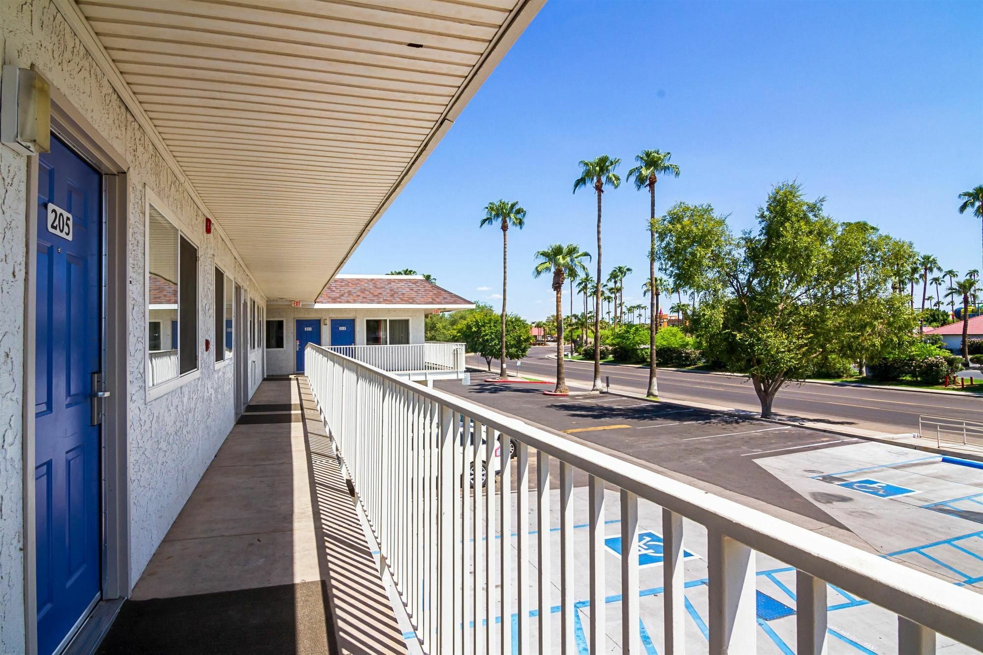 Motel 6 Mesa North Zewnętrze zdjęcie